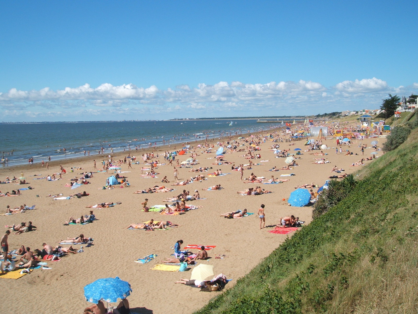 La Plage de la Source à Tharon-Plage